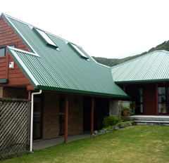 TW Clark Roofing 2002 Ltd